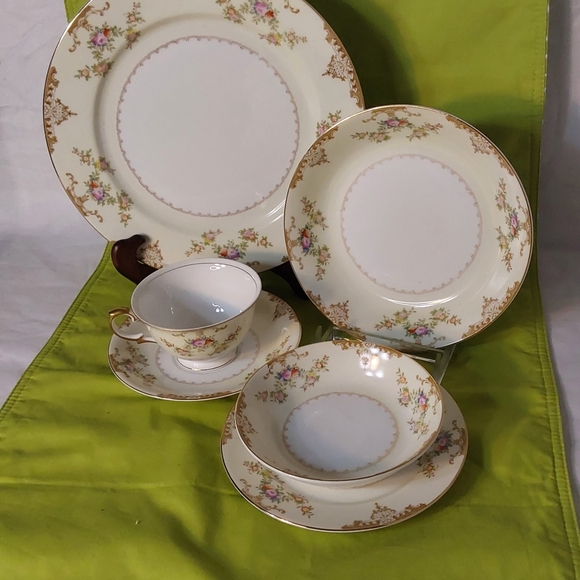 ANTIQUE MEITO HAND PAINTED RETIRED DINING 6 PIECE PLACE SETTING FOR 1 - Picture 3 of 5